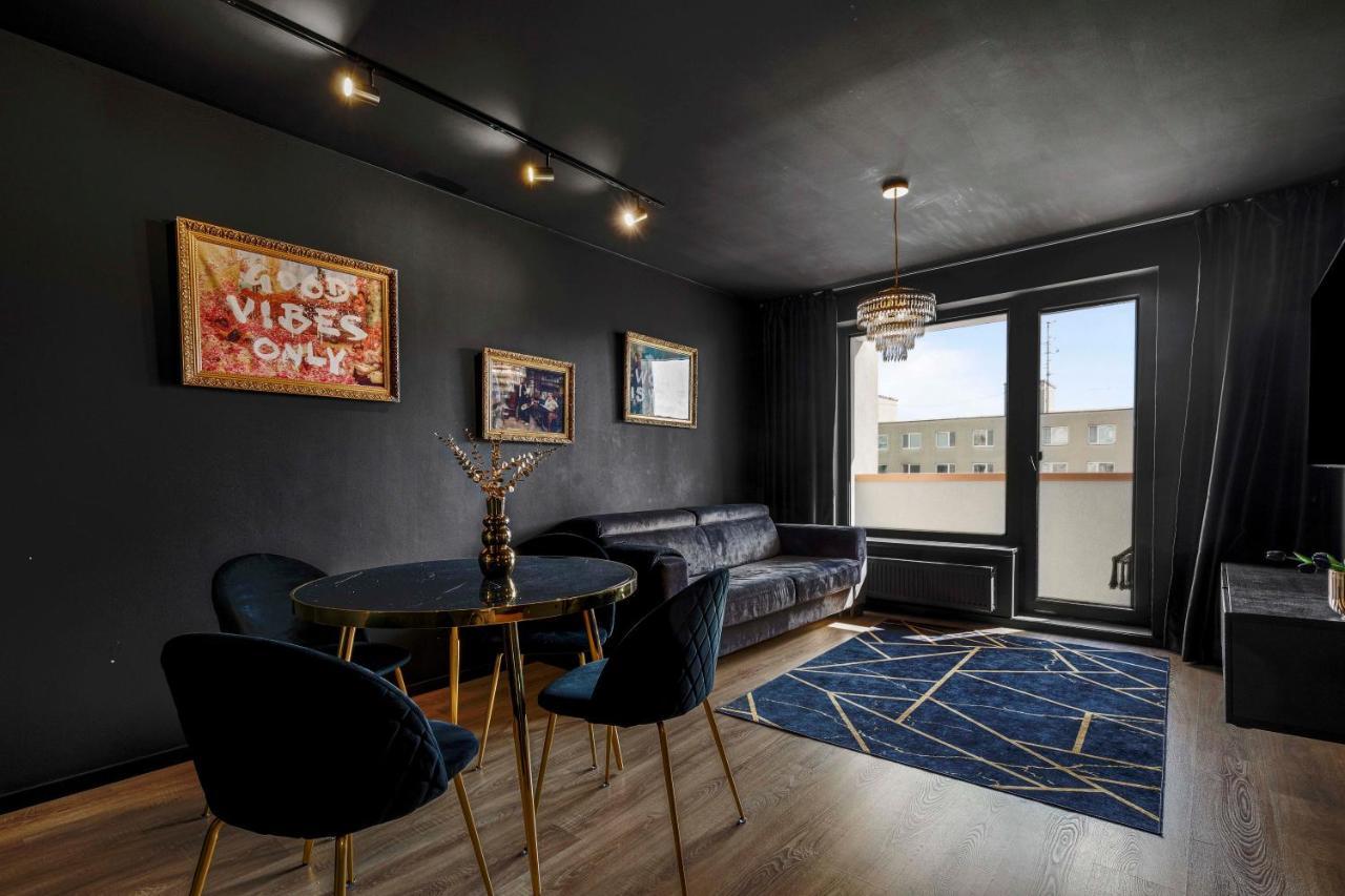 Lam Black - Ac - Balcony Apartment Bratislava Exterior photo