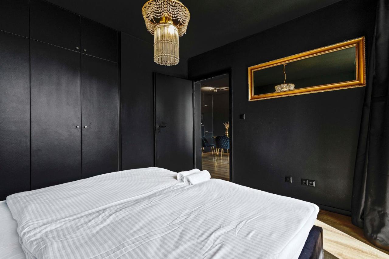Lam Black - Ac - Balcony Apartment Bratislava Exterior photo